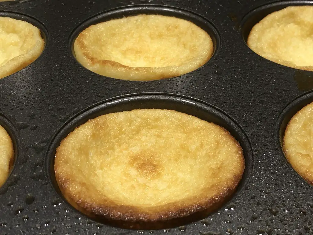 portuguese milk tarts (queijadas de leite
