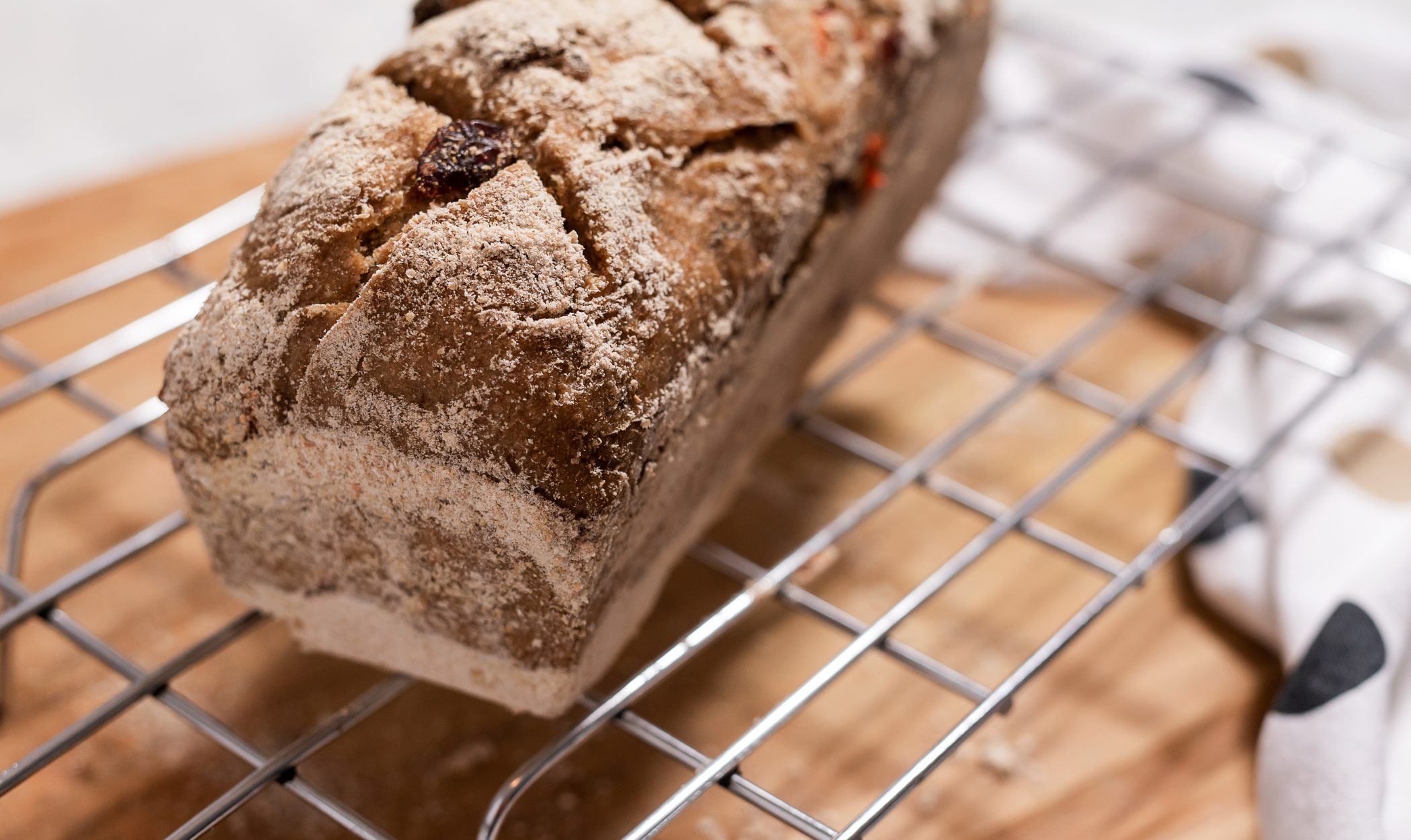 apricot and fig bread