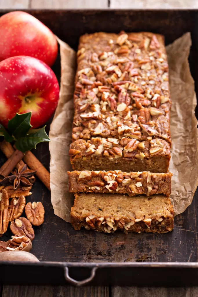 Apple Cinnamon Loaf Cake